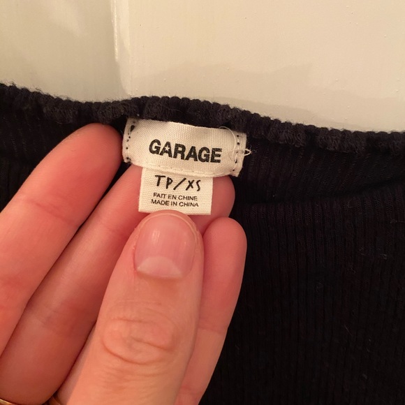 Ripple Black Tank - Picture 3 of 3